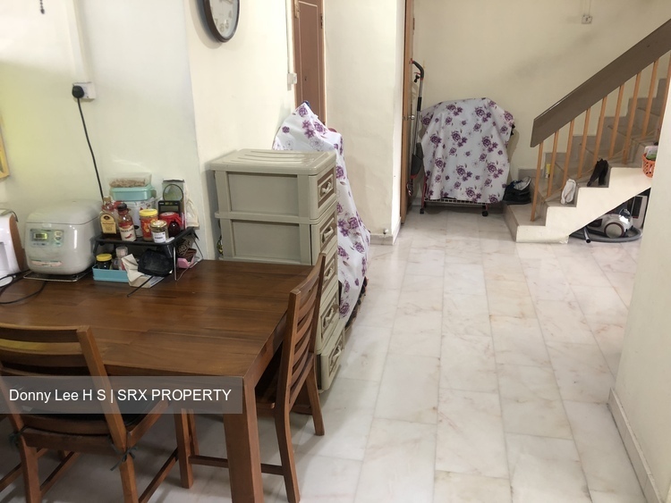 Blk 559 Jurong West Street 42 (Jurong West), HDB Executive #184819032